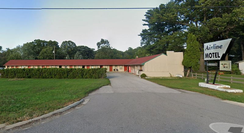 Airline Motel (Motel Haven) - 2019 Street View (newer photo)